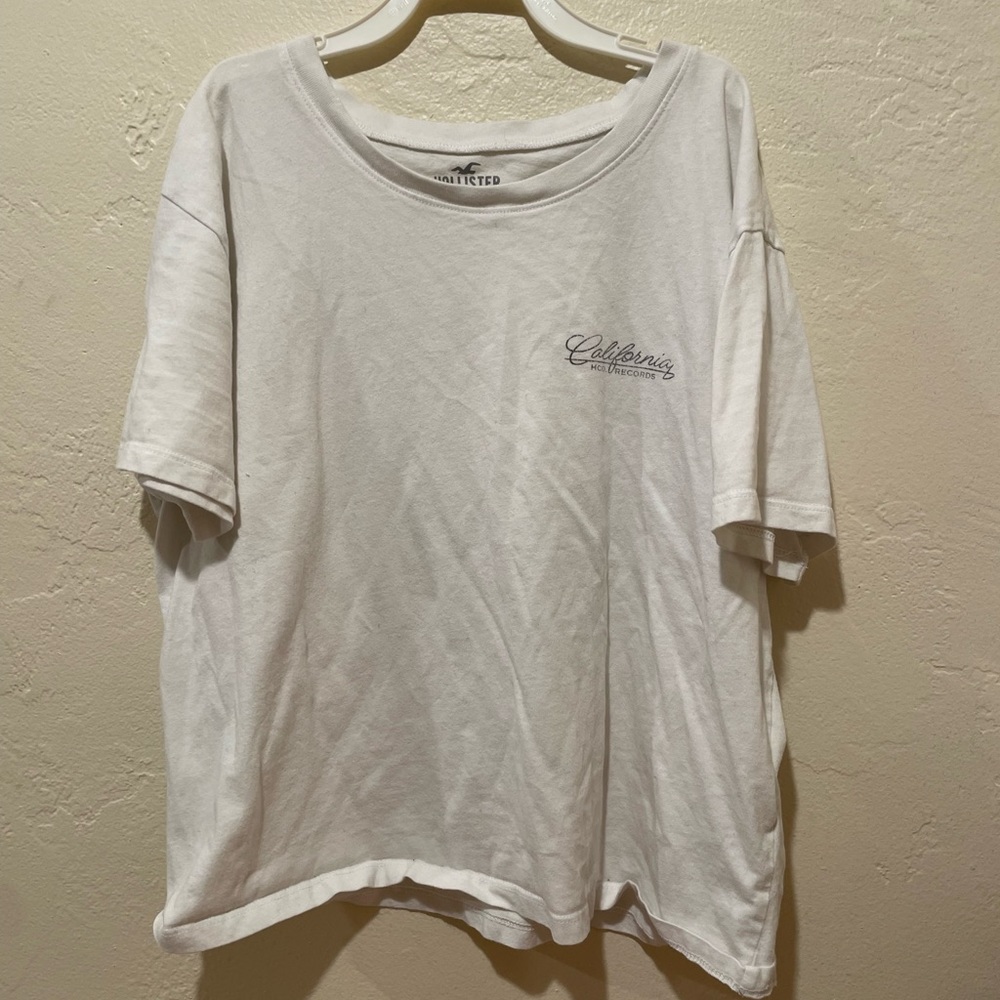 hollister tee